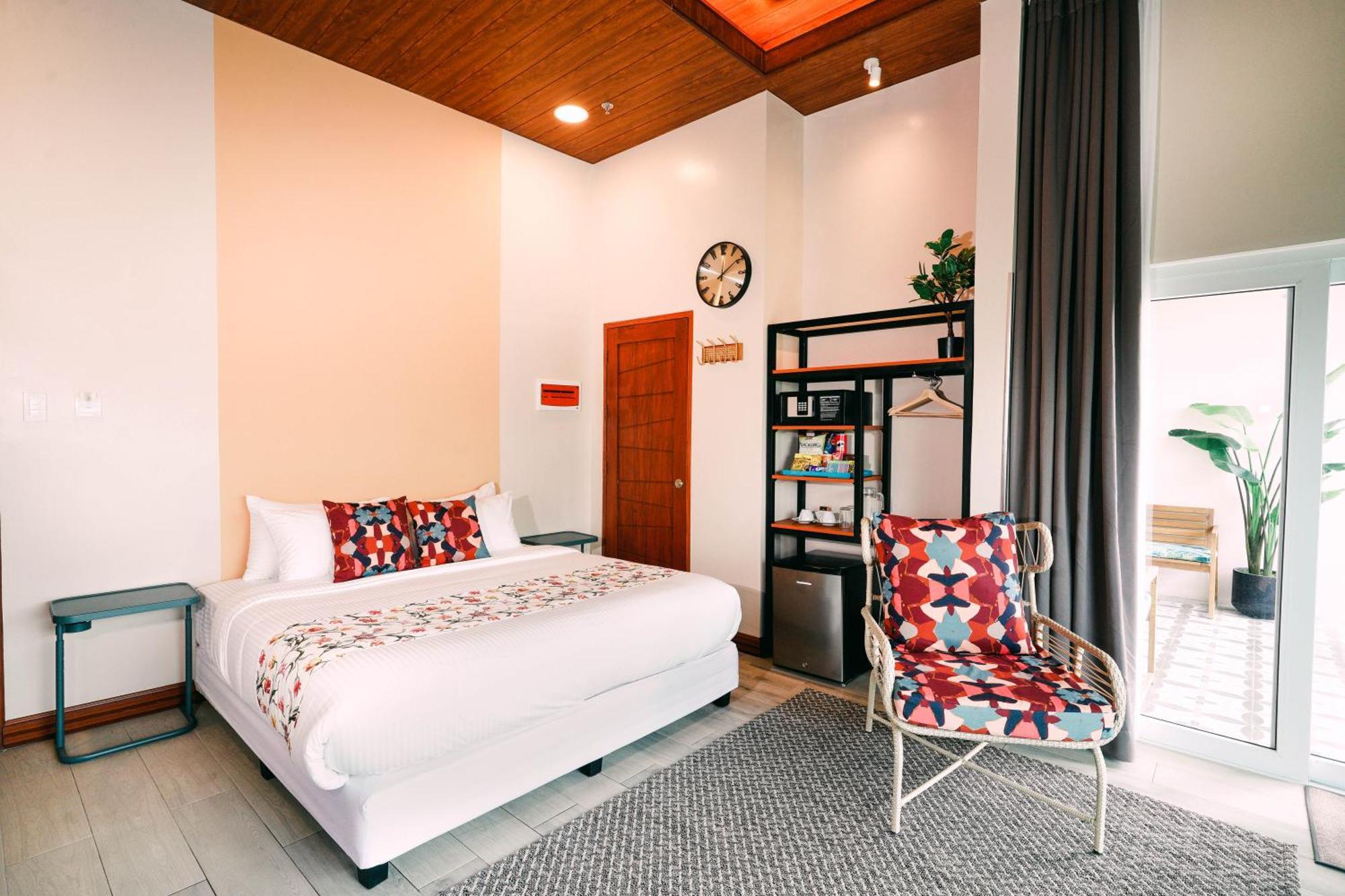 Hotel Kimberly Tagaytay Тагайтай Экстерьер фото