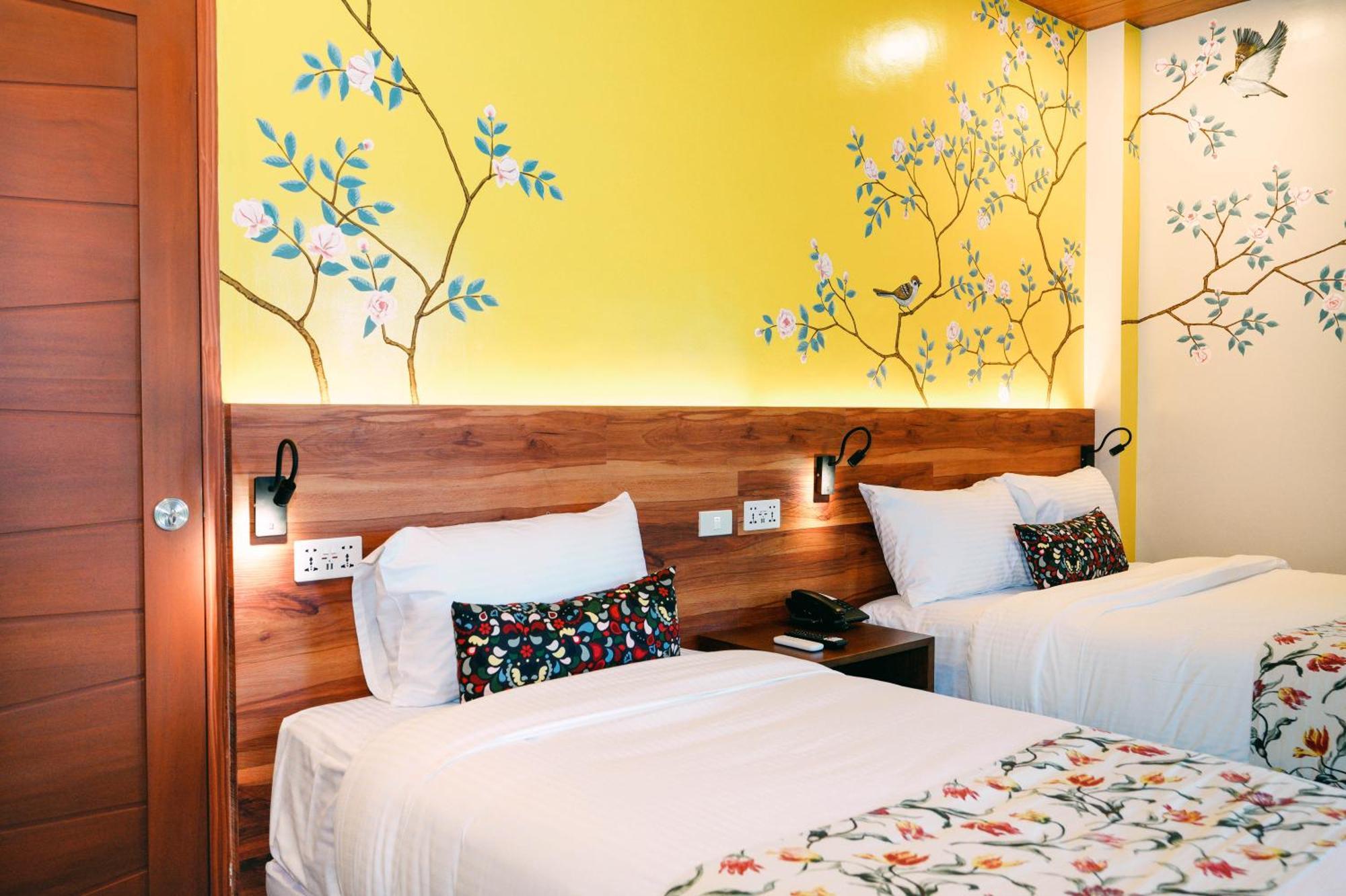 Hotel Kimberly Tagaytay Тагайтай Экстерьер фото